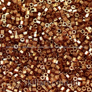 Бисер DBSC-115 Miyuki Delica Beads Cut 15/0 (рубка, прозрачная, сиреневая основа с темно-золотым напылением)