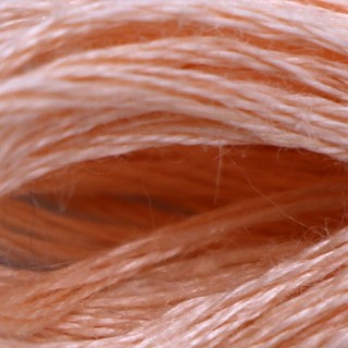 Мулине лен DMC L967, светлый персик