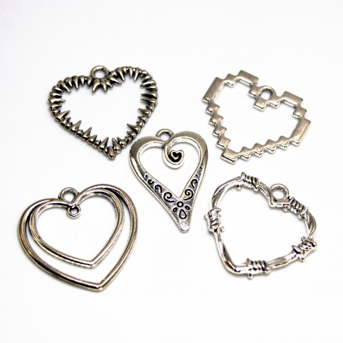 Металлическая подвеска Микс Сердца 1,5-2,5см, серебряный